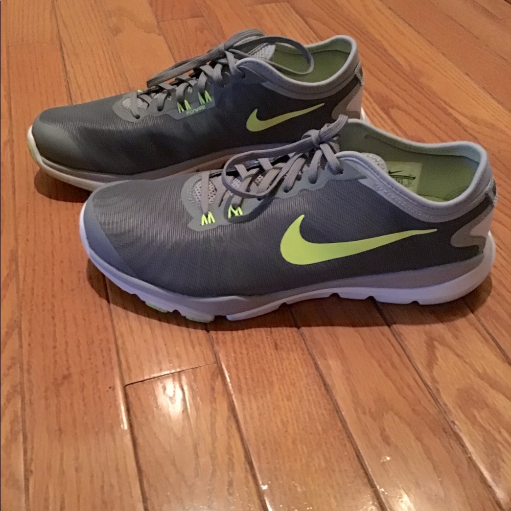 Nike Flex Supreme TR 4